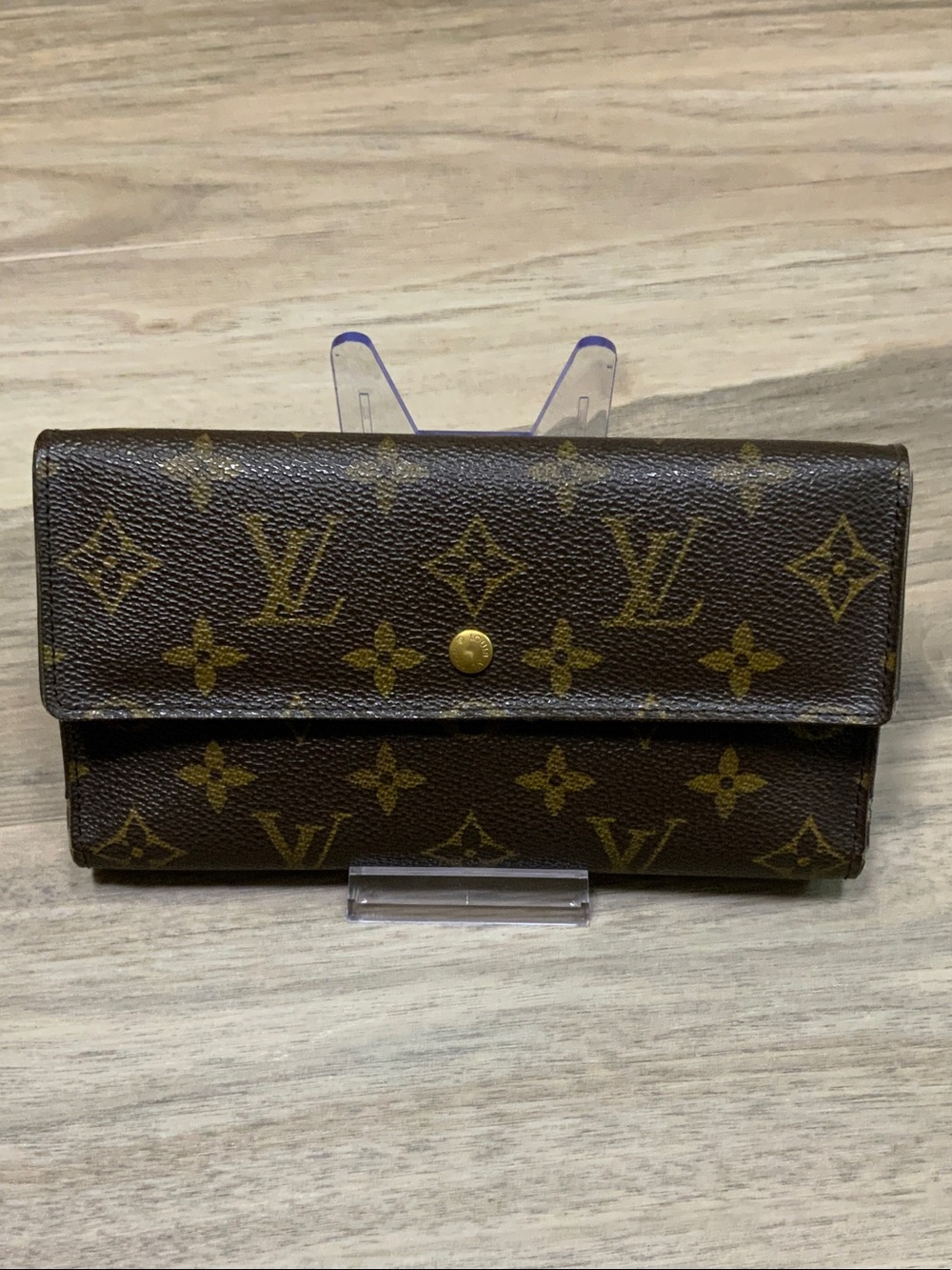 Louis Vuitton Monogram Canvas Sarah Wallet
